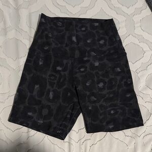 Leopard Align Short 6” - Size 2